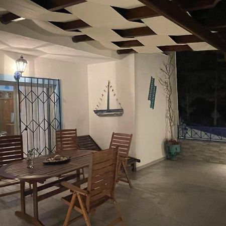 Blue & White Maisonette Over The Sea Near Sounio سونيو المظهر الخارجي الصورة